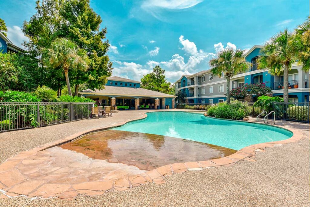 Exterior at Timberlakes at Atascocita with zero entry swimming pool